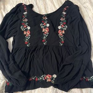 black floral, long sleeve American eagle shirt, never worn. Medium